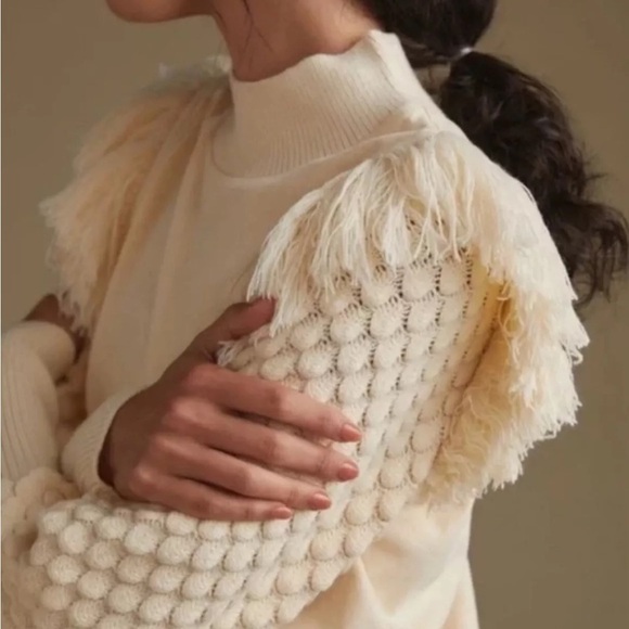Anthropologie DOLAN Woman's Ivory Fringed Sweater in Cream Medium EUC - Picture 2 of 16